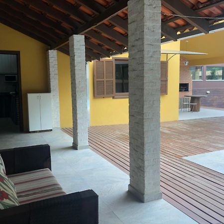 Linda Casa Com Piscina Em Bombinhas, Espaco Inteiro 外观 照片
