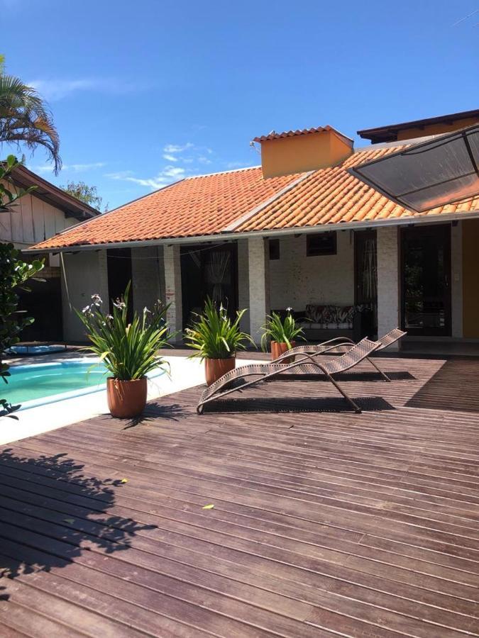 Linda Casa Com Piscina Em Bombinhas, Espaco Inteiro 外观 照片